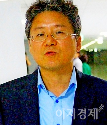 김필수 교수(대림대자동차학과, 김필수자동차연구장).