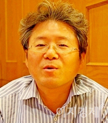 김필수 교수(대림대 미래자동차학부, 김필수 자동차연구소장).