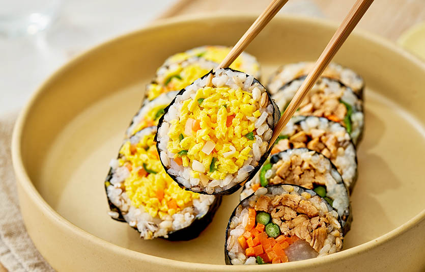 윙잇이 새로 내놓은 메뉴는 곤약을 이용한 여름맞이 다이어트식 김밥이다. 사진=윙잇