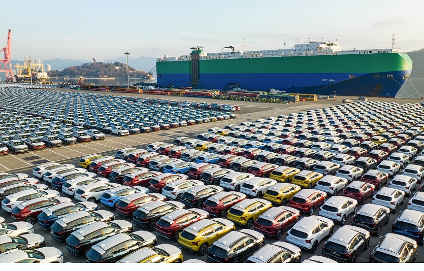 올해 2월 현대차, 기아, 한국GM의 자동차 판매량이 증가한 것으로집계됐다. 사진은 쉐보레 트랙스 크로스오버 북미 모델 첫 대규모 선적현장. 사진=한국GM