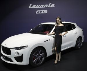 [이지 Car] 마세라티, V8엔진 탑재한 ‘르반떼 GTS’ 출시