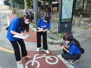 [사회공헌] bhc치킨, ‘해바라기 봉사단’ 자전거 도로 안전 점검 봉사활동