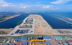 DL이앤씨, 여의도 1.5배 세계 최대 항만 매립공사 완료