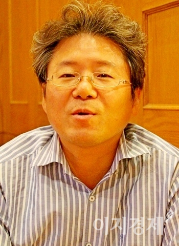 김필수 교수(대림대 미래자동차학부, 김필수자동차연구소장).