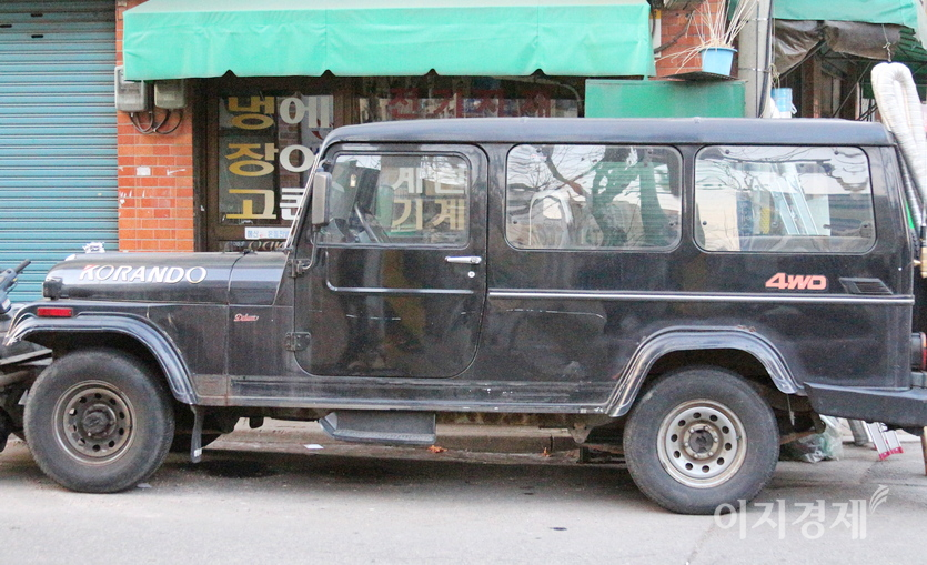 1969년 선보인 코란도는 국산차 가운데 동호인이 가장 많은 차량으로 이름났다. 사진=이승렬 기자