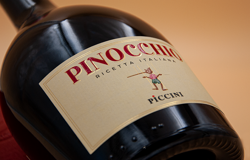 신세계L&B가 이마트 국민와인 시리즈로 '피치니 피노키오' 와인을 선보인다. 사진=신세계L&B