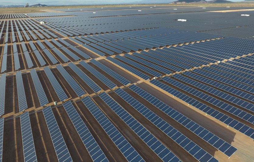 미국 애리조나주에 설치된 HD현대에너지솔루션의 고출력 태양광 모듈. 사진=HD현대