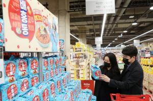 농심, ‘배홍동비빔면’ 출시 4주 만에 700만개 판매 돌파
