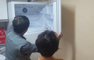 전자랜드, 부산 진구 화재피해 가정에 냉장고·세탁기 기증